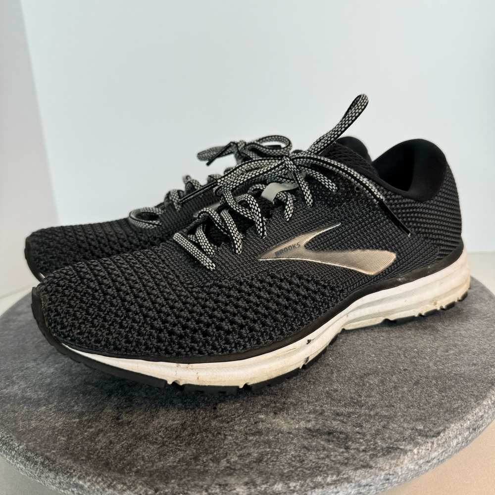Brooks Black Grey Revel Tennis Shoes Sneakers 9